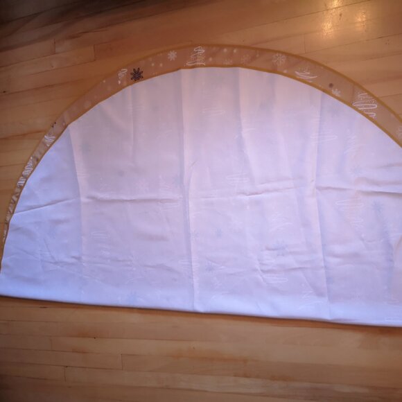 Round Fabric Tablecloth Gold w/ Black & White Holiday Patterned 70 1/2" Across - Picture 3 of 4